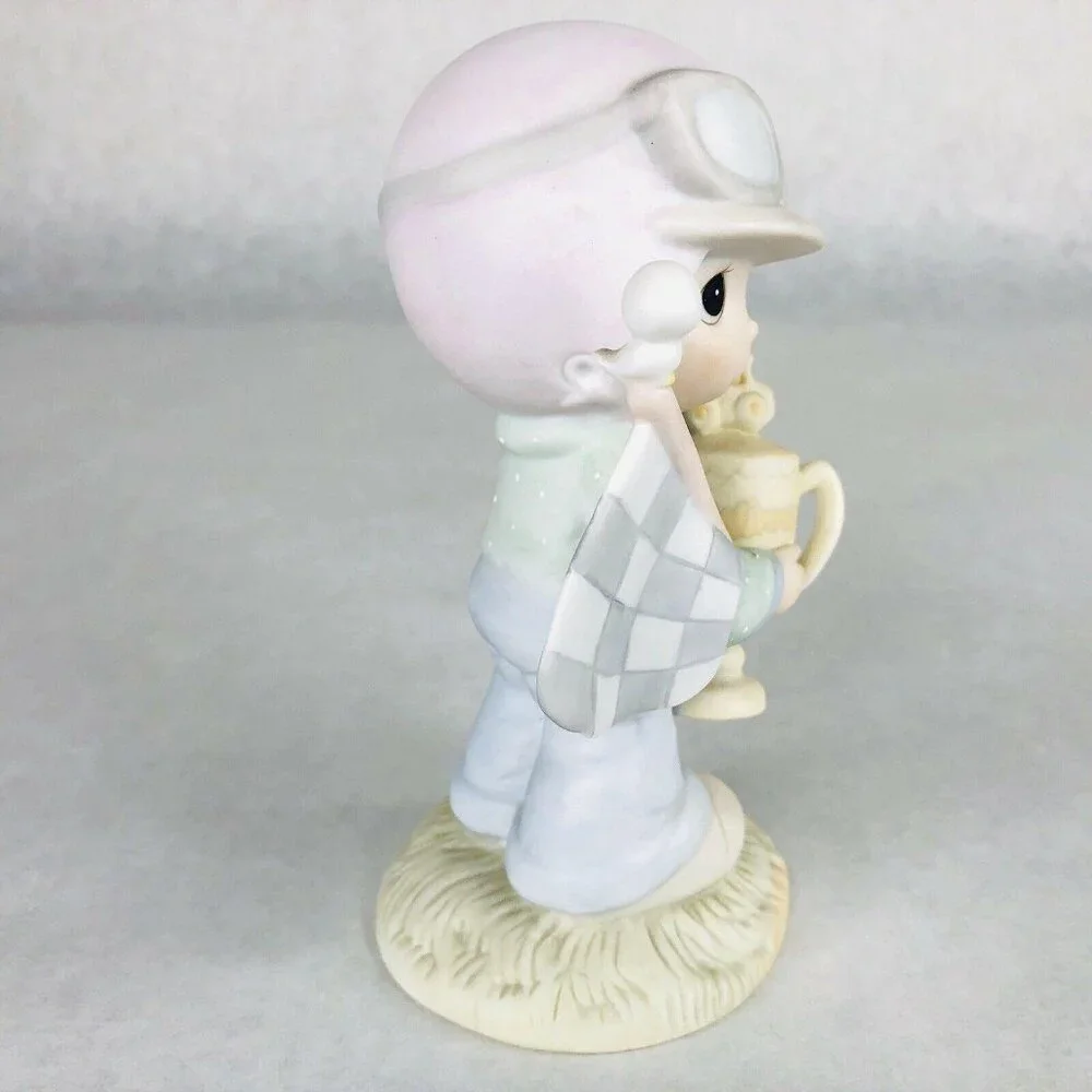 1984 Precious Moments Collector Club Trust in the Lord to‎ the Finish Figurine